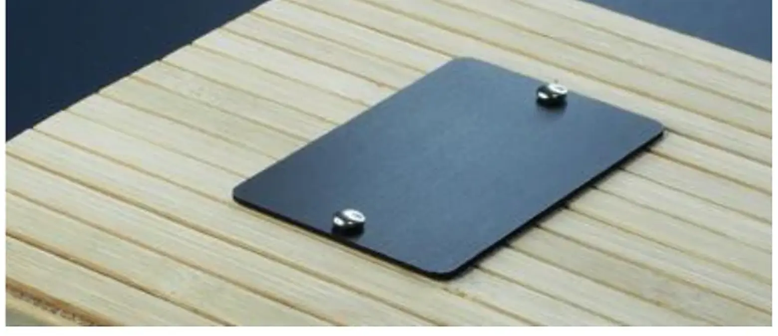 Gegraveerd metalen plaatje