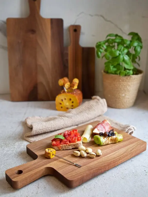Persoonlijke gravure op een houten plank